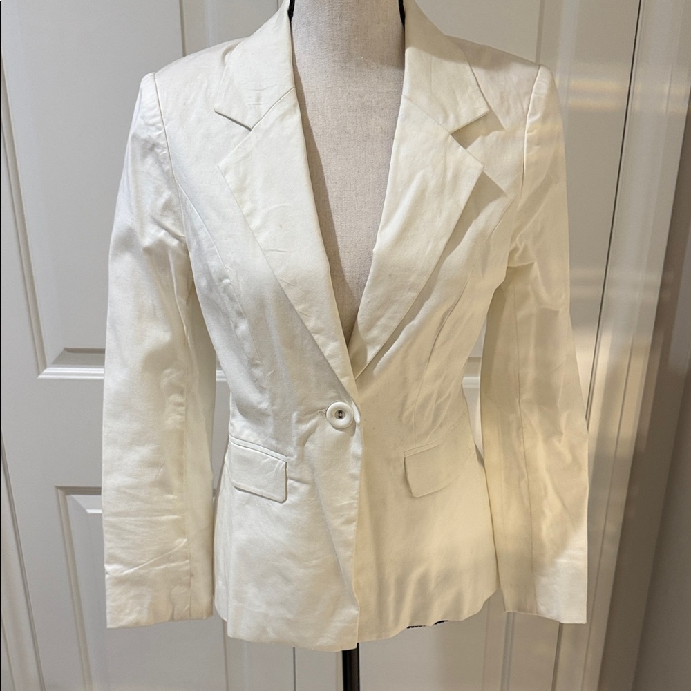 Elegant White Women's Blazer